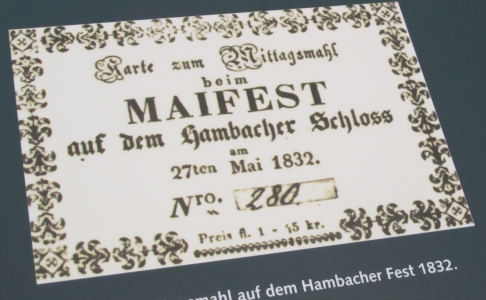 Reproduktion eines Billetts „Karte zum Mittagsmahl beim Maifest auf dem Hambacher Schloss am 27ten Mai 1832“